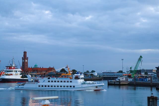 Fähre nach Neuwerk Klarschiff.de